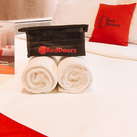 Reddoorz At Hotel Rosemarie Pasay Dış mekan fotoğraf
